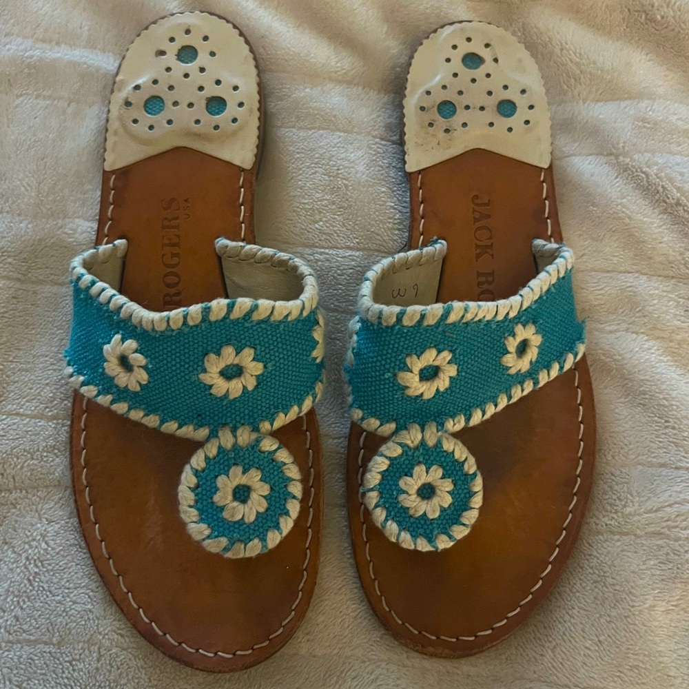 Jack Roger’s fabric sandals, size 6